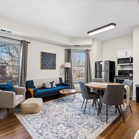 Carriage Manor - Sun Soaked 1Br - Close To Ccf